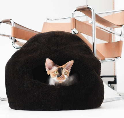 Nest Natural Sheepskin Pet Bed - Brown-4