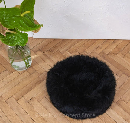 Round Natural Sheepskin Pet Bed - Black-3