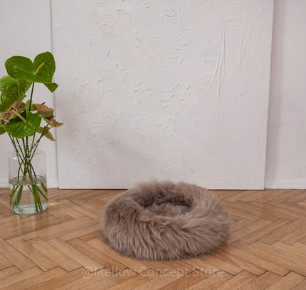 Round Natural Sheepskin Pet Bed - Greige-2