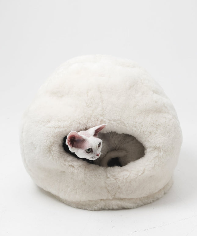 Nest Natural Sheepskin Pet Bed - White-2