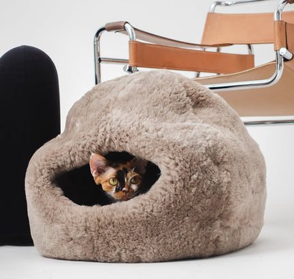 Nest Natural Sheepskin Pet Bed - Beige-2