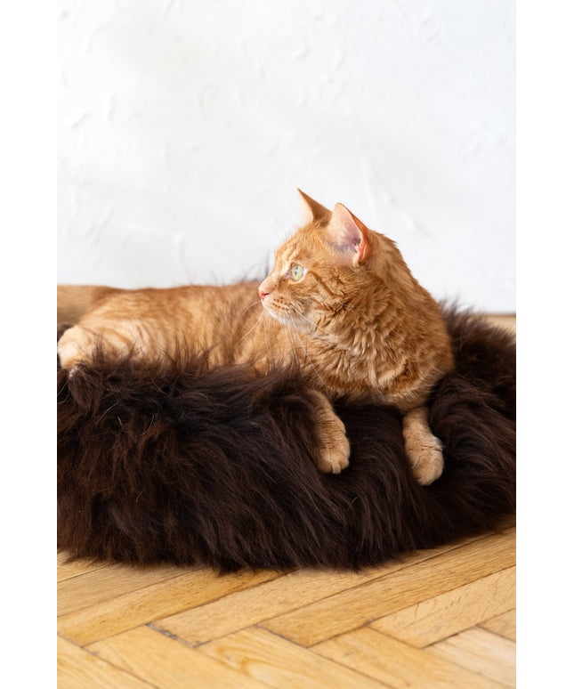 Round Natural Sheepskin Pet Bed - Brown-0