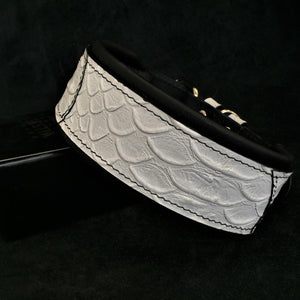 The ''Dragon Scale'' COLLAR LIMITÉ design exclusif